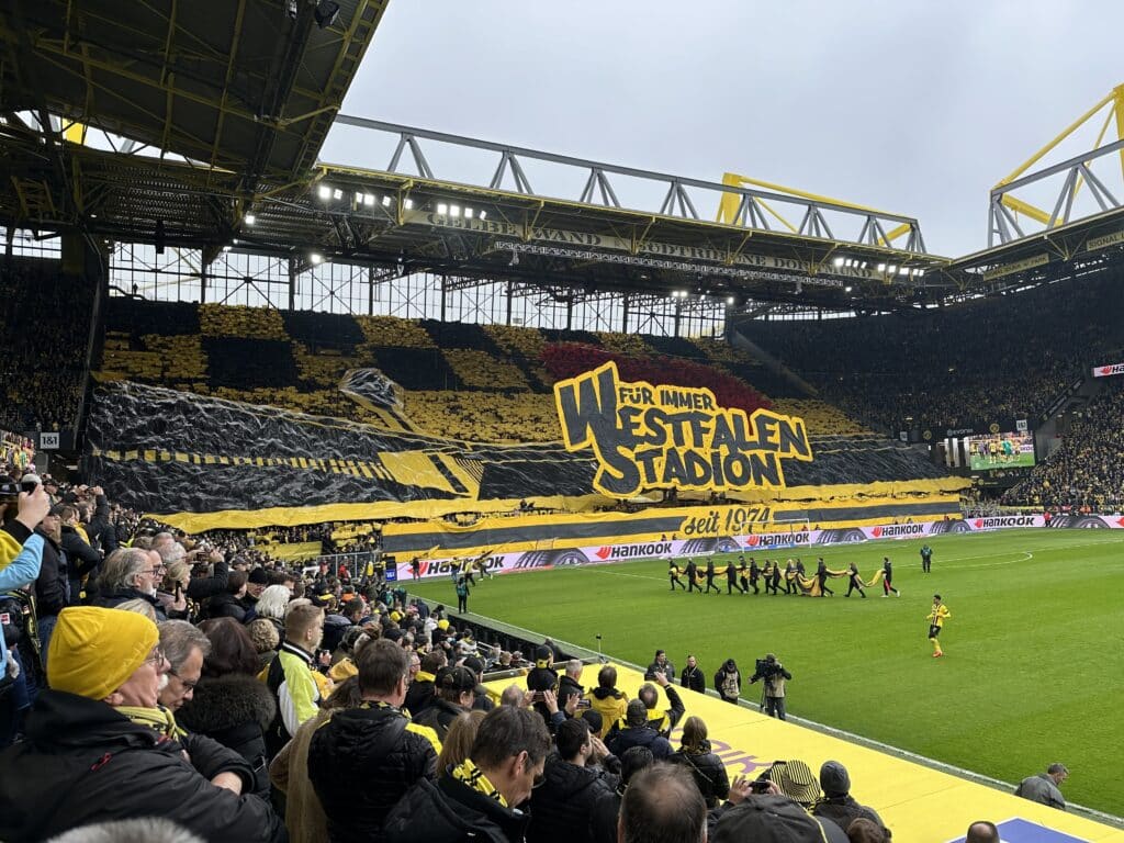 Wann der Ball wieder im Westfalenstadion rollt zeigt der BVB-Spielplan 2025/26